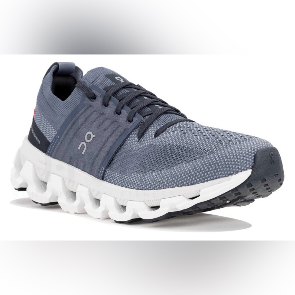 On Running Shoe Cloudswift 3 in blue and white